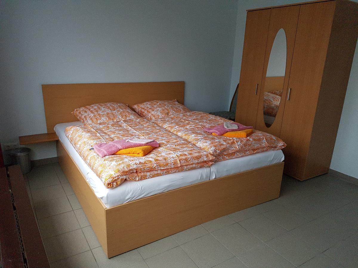גוך Hostel Gaestehaus Zum Padre מראה חיצוני תמונה